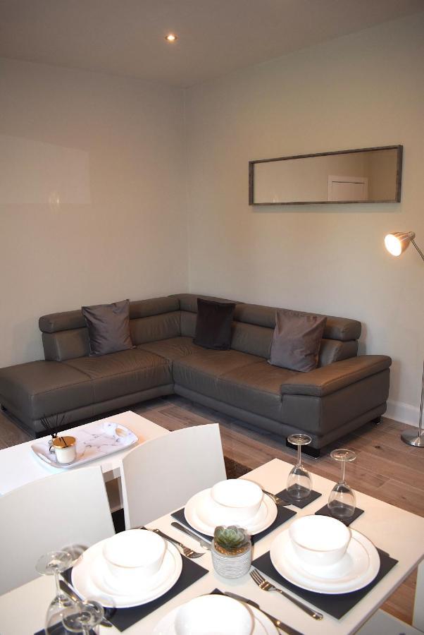 Kelpies Serviced Apartments- Victoria ฟัลเคิร์ก ภายนอก รูปภาพ