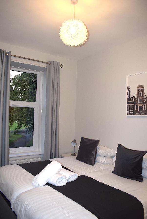 Kelpies Serviced Apartments- Victoria ฟัลเคิร์ก ภายนอก รูปภาพ