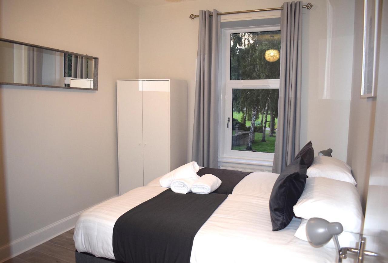 Kelpies Serviced Apartments- Victoria ฟัลเคิร์ก ภายนอก รูปภาพ